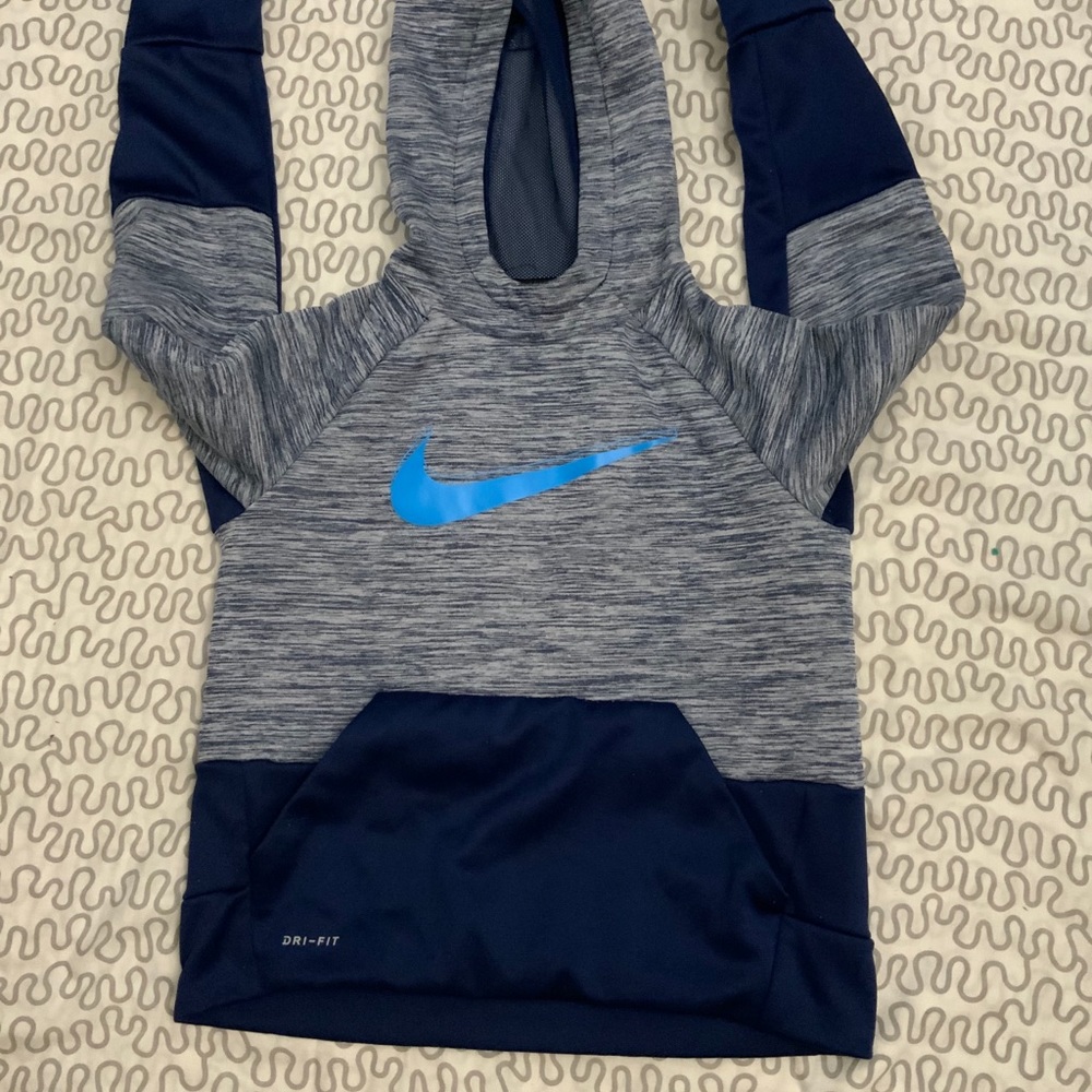 Boys Nike sweater hoodie